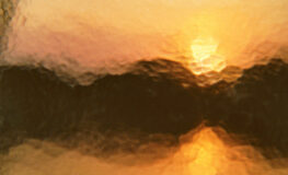 005 - sonnenuntergang hinter glas